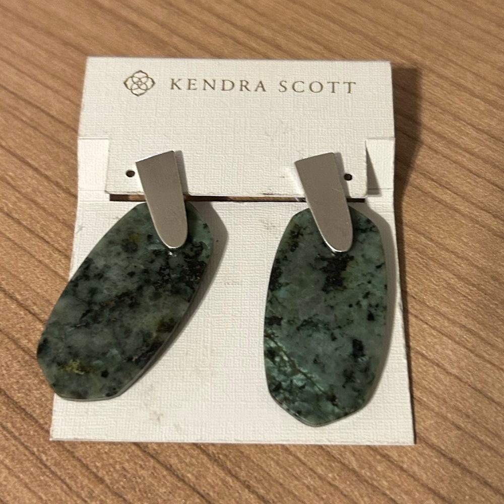Kendra Scott Aragon Rhodium Plated African Turquoise Drop
Dangle Earrings NWT